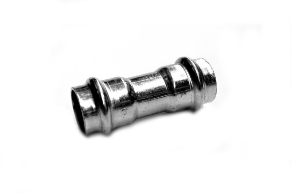 C-Stahl Pressfitting Muffe 15mm